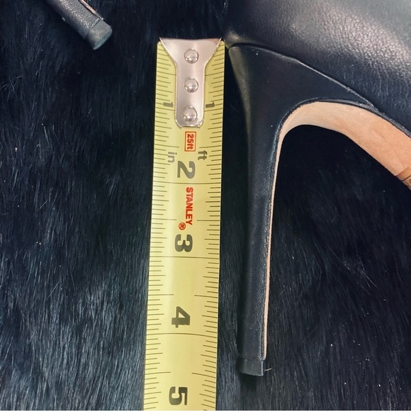 PLV Sz 9.5 POUR LA VICTOIRE Back Zipper Metal Bows Straps Pointy Toe Pumps - Picture 12 of 12